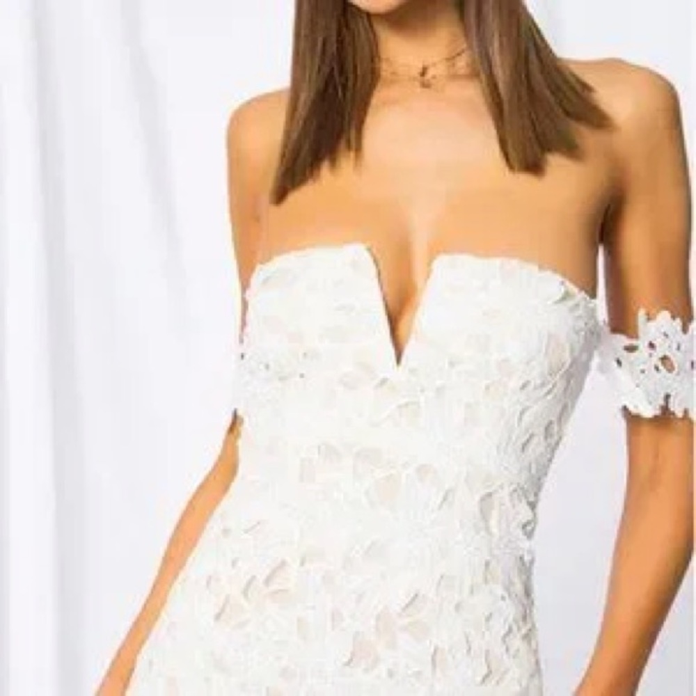 Superdown x Revolve Shannan White Lace Mini Dress NWT Small - Picture 3 of 10